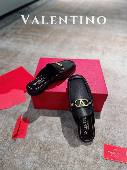 VALENTINO Fashion V Buckle Metal Element Open-Toed Sandals - Image 7
