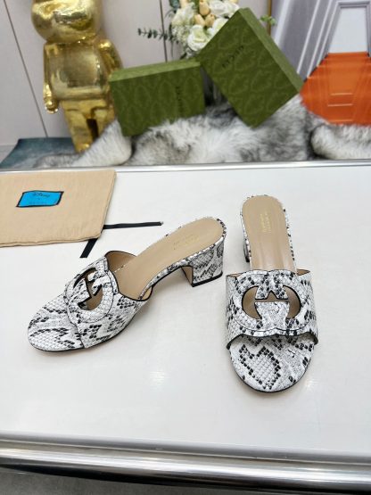 Gucci platform slippers - Image 8