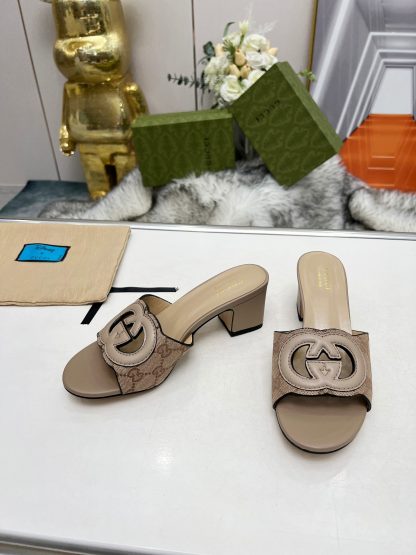 Gucci platform slippers - Image 8
