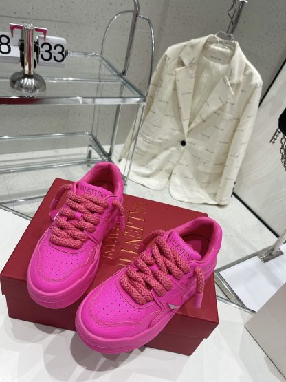 VALENTINO Thick-soled casual sneakers - Image 7