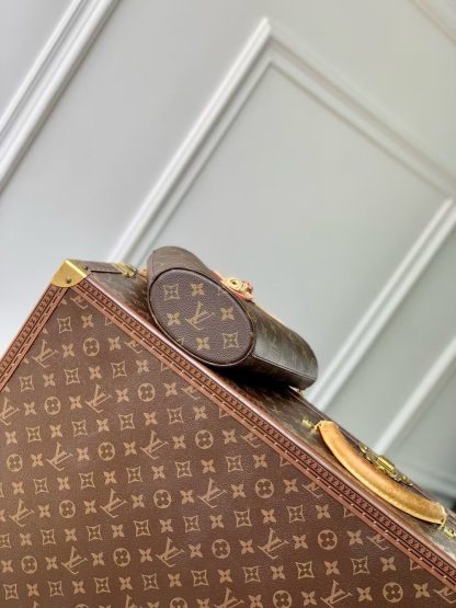 Louis Vuitton Spring/Summer Show Rivage BB Handbag - Image 7