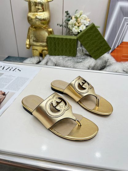 Gucci flip flops - Image 7