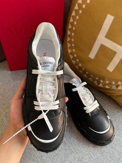 VALENTINO Exquisite and fashionable couple casual shoes - Image 6