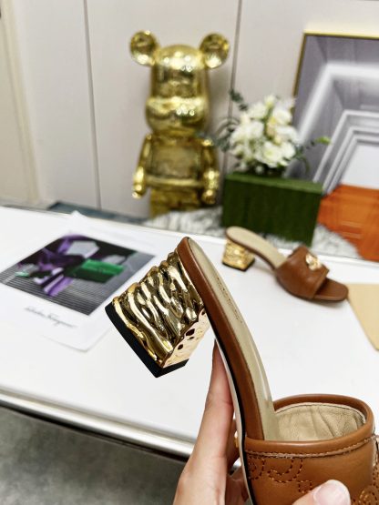Gucci classic buckle slippers - Image 7