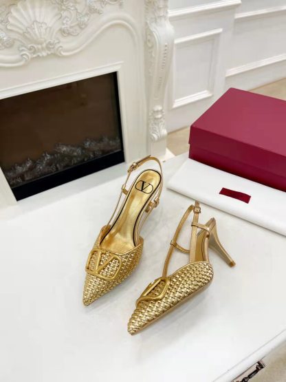 VALENTINO Simple Elegant Woven High Heels - Image 6
