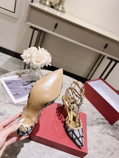 VALENTINO classic gold rivet temperament high heels - Image 7