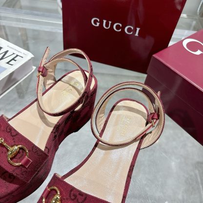 Gucci Women's Horsebit Flat Mid-Heel Platform Sandals - Image 7