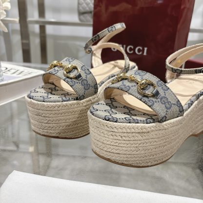 Gucci Women's Horsebit Flat Mid-Heel Platform Sandals - Image 7