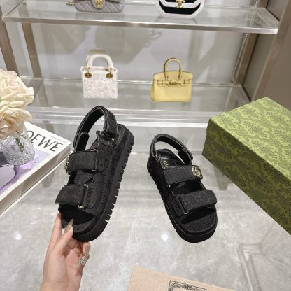 Gucci Double G women's sandals - Image 7