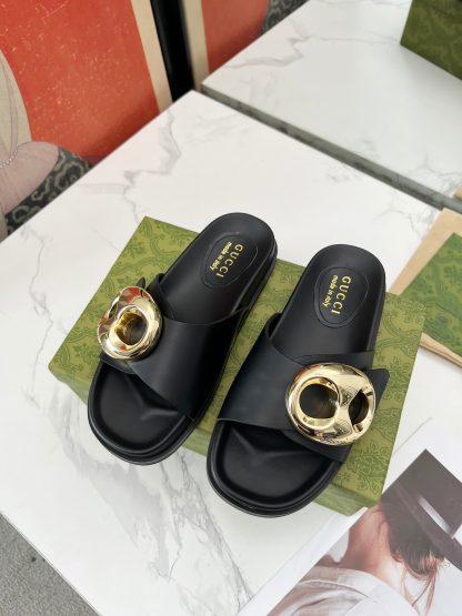 Gucci's new summer super hot slippers - Image 7