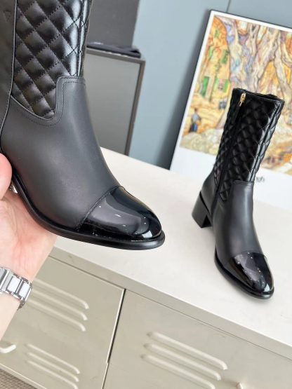 Chanel's latest black Martin boots for the autumn and winter season - Image 6