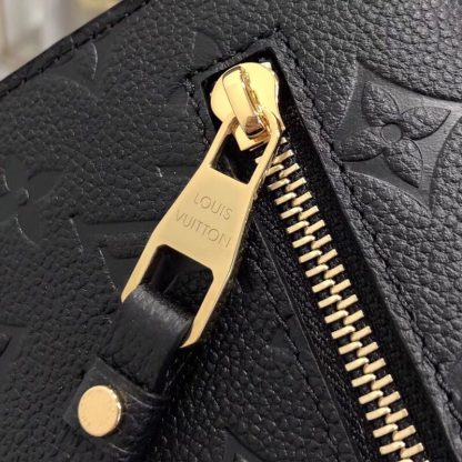 Louis Vuitton Métis Clutch - Image 7