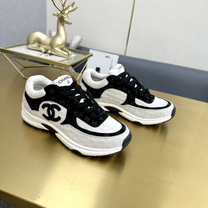 Chanel classic gray and black versatile casual sneakers - Image 7