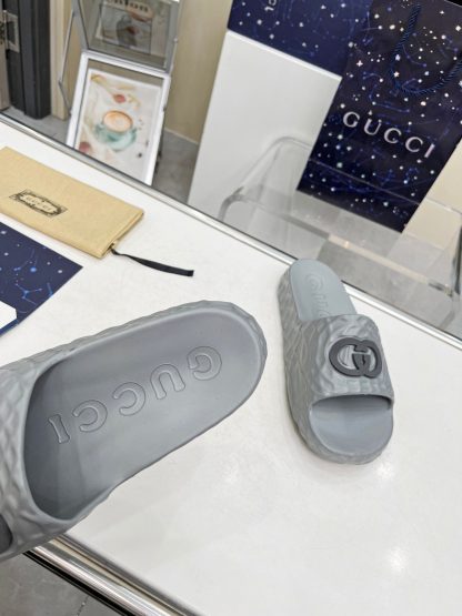 Gucci large sandals - Image 7