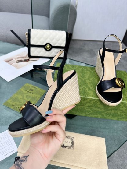 Gucci Straw Platform Sandals - Image 7