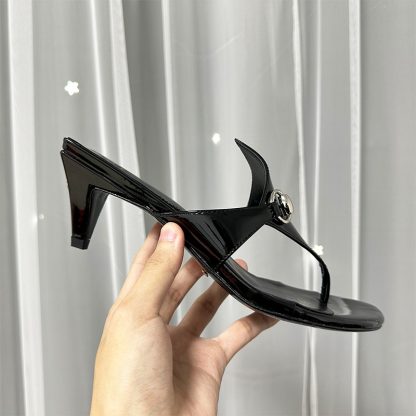 Gucci Spring and Summer Square Toe Flip Flops Classic Buckle Series - Image 7
