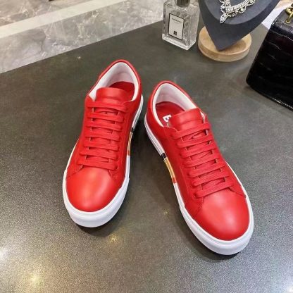 Burberry low-top sneakers - Image 7