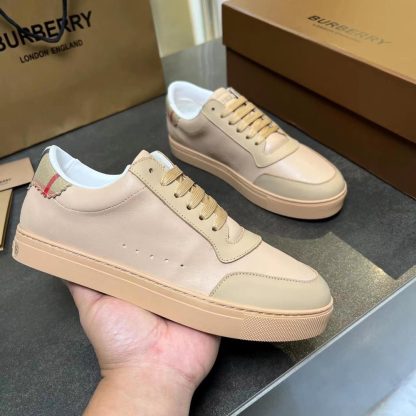 Burberry low-top sneakers - Image 6