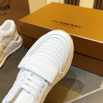 Burberry thick-soled sports shoes - Image 7