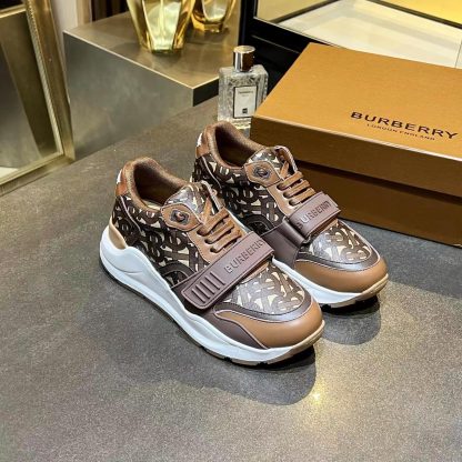 Burberry thick-soled sports shoes