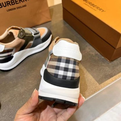Burberry thick-soled sports shoes - Image 7