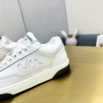 Chanel classic white versatile casual sneakers - Image 7
