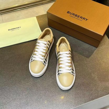 Burberry Classic Low-Top Sneaker - Image 7
