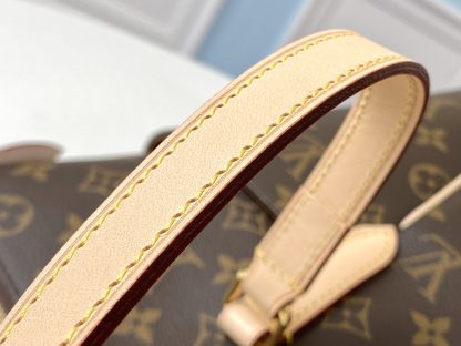 Louis Vuitton M56689TOTALLY medium handbag - Image 7