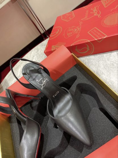 Christian Louboutin classic vintage-style high heels - Image 6
