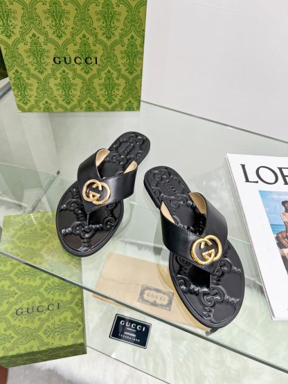 Gucci flat flip flops - Image 6