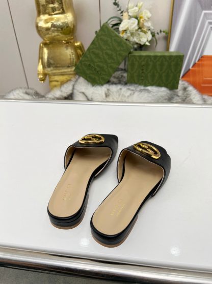 Gucci flat slippers - Image 6