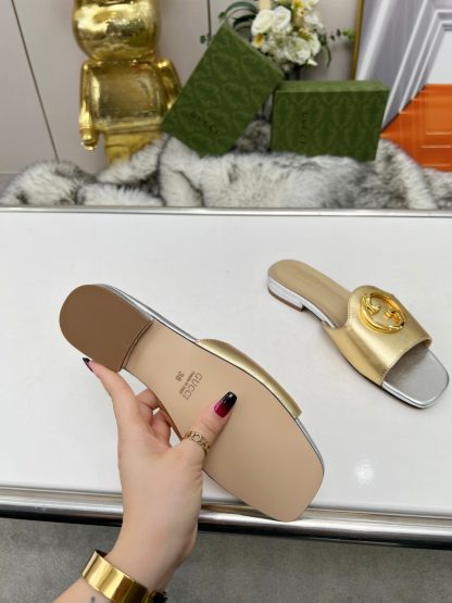 Gucci flat slippers - Image 6