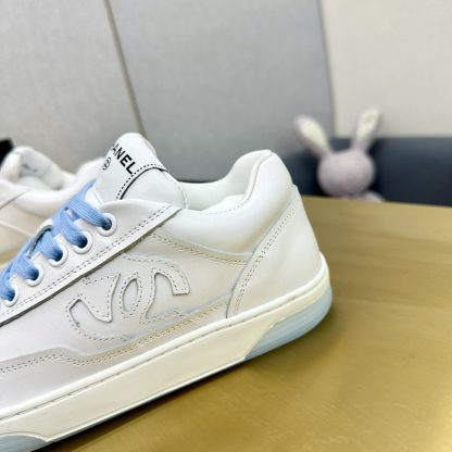 Chanel classic white and blue mix and match fashion casual sneakers - Image 6
