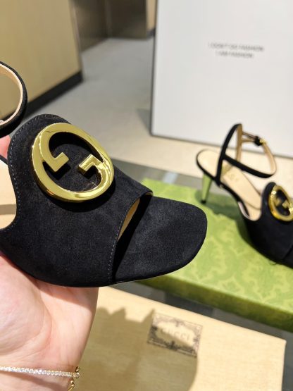 Gucci's classic high-heeled slippers are a must-have for summer - Image 8