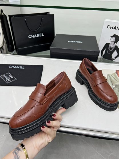 Chanel autumn and winter new brown versatile leather loafers - Image 7