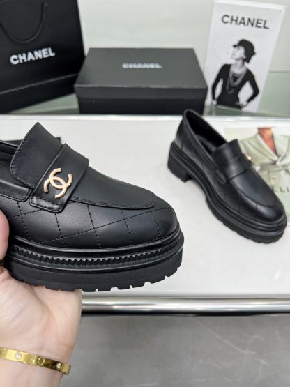 Chanel autumn and winter new black matte versatile leather loafers - Image 7
