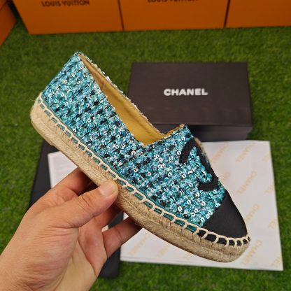 Chanel's early spring sunshine blue and black new fisherman shoes - Image 6