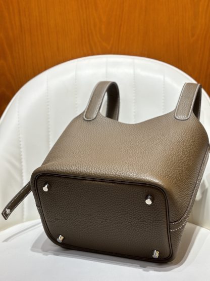 Hermès Elephant Grey Silver Buckle Basket Handbag - Image 7