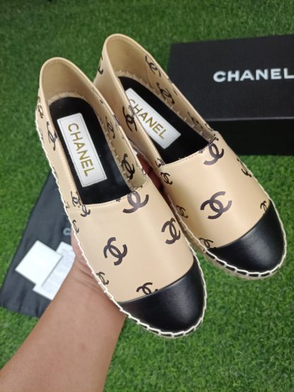 Chanel early spring sunshine apricot black new fisherman shoes - Image 6
