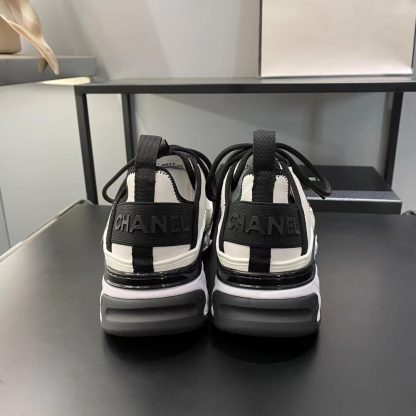 Chanel's latest beautiful white and black slim casual sports shoes - Image 7