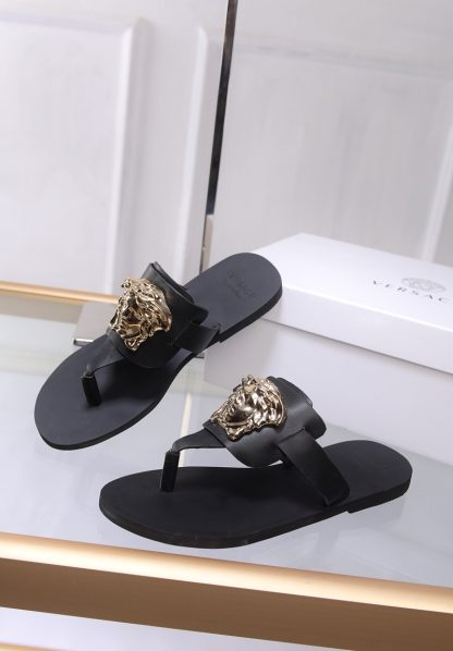 VERSACE thong sandals - Image 4