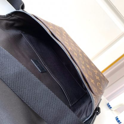 Louis Vuitton m45557 bag - Image 8