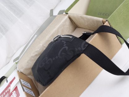 Gucci all-black design classic crossbody bag - Image 7