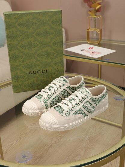 Gucci Double G embroidered low-top lace-up fashion sneakers - Image 8