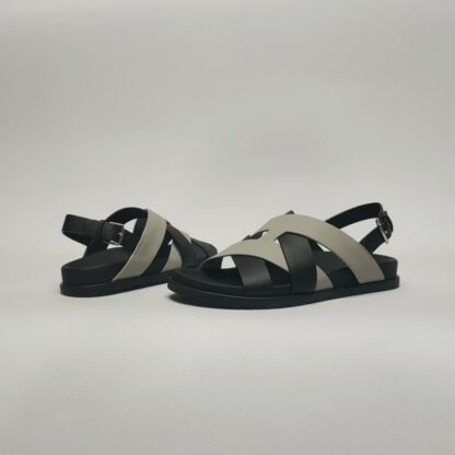 Hermès black and grey couple's woven sandals - Image 7