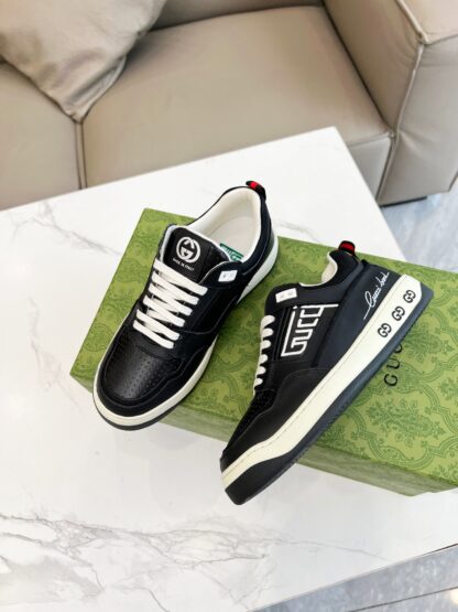 Gucci's latest hot-selling sneakers for couples - Image 7