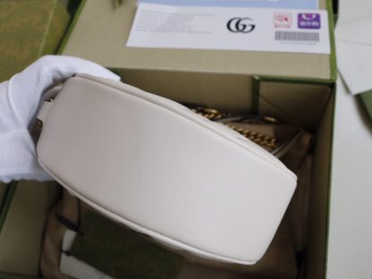 Gucci round mini white chain bag - Image 7
