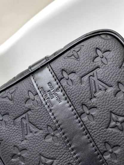 Louis Vuitton Keepall Bandoulière 35 Handbag - Image 7