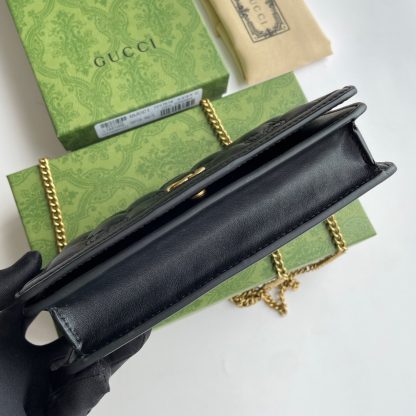 Gucci embossed black stylish chain bag - Image 7
