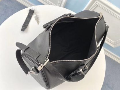 Louis Vuitton m30235 black keepall 45 travel bag - Image 7